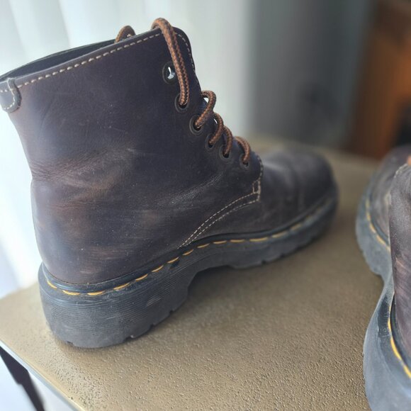 Vintage 90's dark brown dr martens - Picture 6 of 10